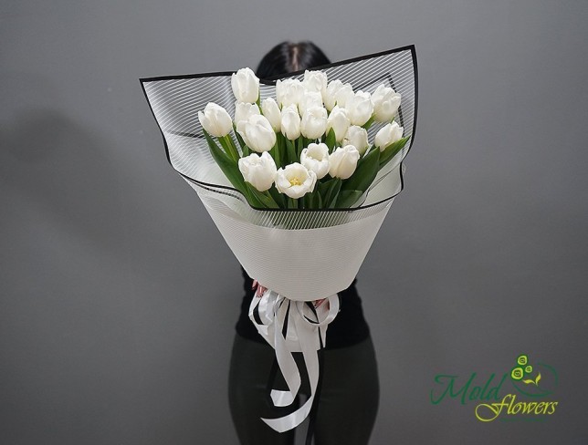 Bouquet of White Tulips ''Joy of Meeting'' photo